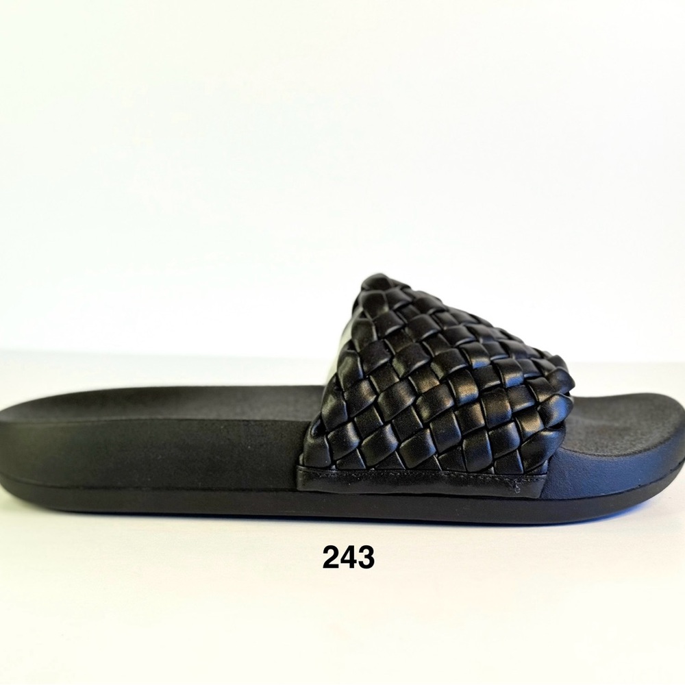 BrandBlack Nosara Kashiba “Black”